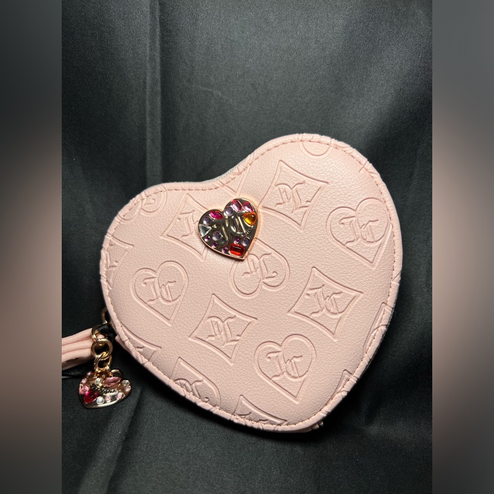 Juicy Couture Glitz Out Heart Wristlet – Pink Clay (NWT)